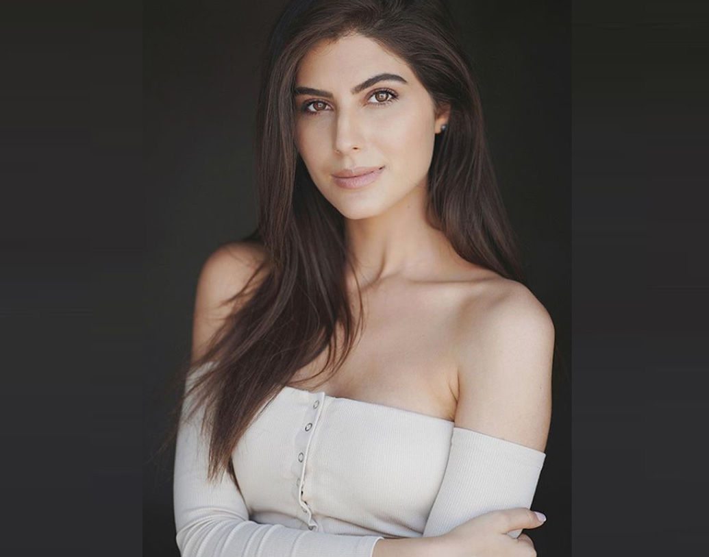 উর্দু চলচ্চিত্র ‘মান যাও না’-তে তাঁকে দেখা গিয়েছে। পরবর্তীতে তিনি পঞ্জাবি ছবিতেও অভিনয় করেছেন।