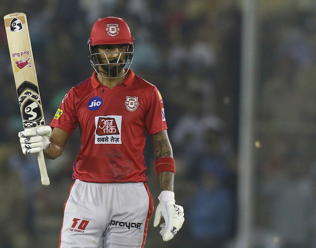 রাহুল কিন্তু ভক্ত ছিলেন নিজের নেমসেকের। অর্থাৎ রাহুল দ্রাবিড়ের। দ্রাবিড়কেই নিজের ‘আইডল’ বলে মনে করেন লোকেশ। দু’জনের মধ্যে সুসম্পর্কও রয়েছে।