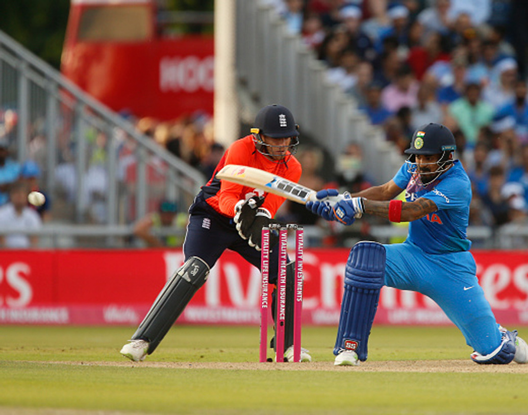 ২০১৪ সালেই আইপিএলেও উৎসাহ তৈরি হয় রাহুলকে নিয়ে। এক কোটি টাকা দিয়ে তাঁকে কেনে সানরাইজার্স হায়দরাবাদ।