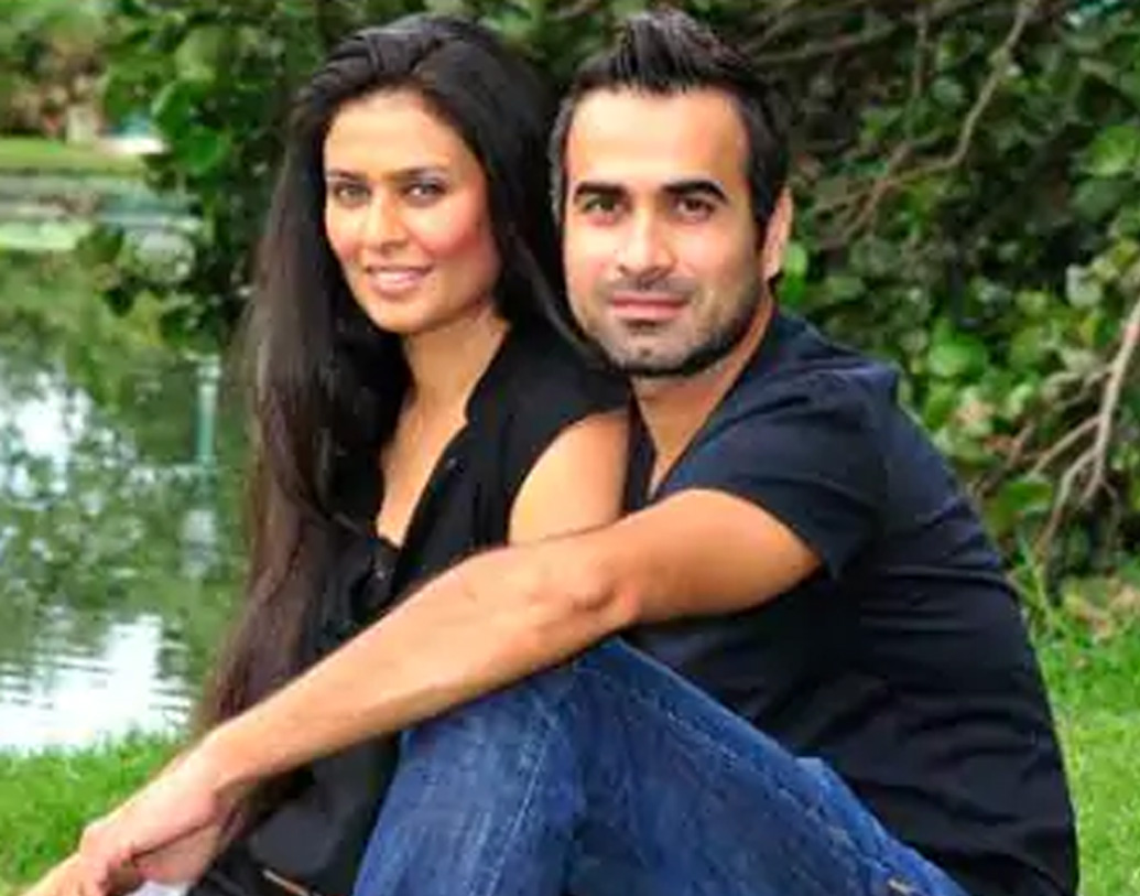 বর্তমানে দক্ষিণ আফ্রিকার জাতীয় দলে খেলছেন এই ক্রিকেটার। পাকিস্তানের হয়ে অনূর্ধ্ব ১৯ খেলতে গিয়ে ১৯৮৮ সালে দক্ষিণ আফ্রিকা গিয়েছিলেন তিনি। সুমাইয়ার সঙ্গে আলাপ তখনই।