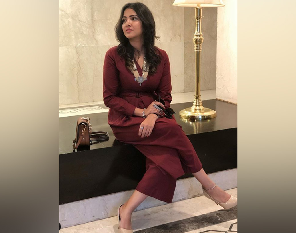 ২০১৫ সালে সুরেশের মা ফোন করে জানান, সুরেশের ছোটবেলার এক বান্ধবীকেই তাঁর মা পাত্রী হিসাবে নির্বাচন করেছেন। সুরেশ তখন দলের সঙ্গে অস্ট্রেলিয়ায়। জানতে পারেন, প্রিয়ঙ্কাই সেই পাত্রী।