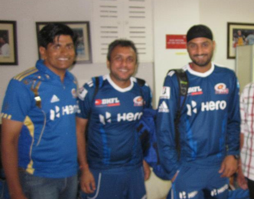 রঞ্জি ট্রফিতে তাঁর রেকর্ড ছিল চোখে পড়ার মতোই। ১৯৯৭-১৯৯৮ মরসুমে বাঁ হাতি স্পিনার রাহুল হিমাচল প্রদেশের বিরুদ্ধে ১৫ রানে নিয়েছিলেন ৮ উইকেট। ২০ বছর পর্যন্ত এই রেকর্ড কেউ ভাঙতে পারেননি।