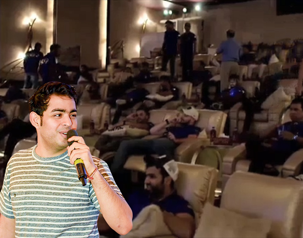 বাড়ির ভিতরে তাঁদের স্বাগত জানান মুকেশ অম্বানীর ছেলে আকাশ। বিশাল একটি ঘরে আরামদায়ক আসনে বসে কিছুক্ষণ তাঁর কথা শোনেন ক্রিকেটাররা। তারপরই মেতে ওঠেন চমকদার অ্যান্টিলিয়া ঘুরে দেখতে।