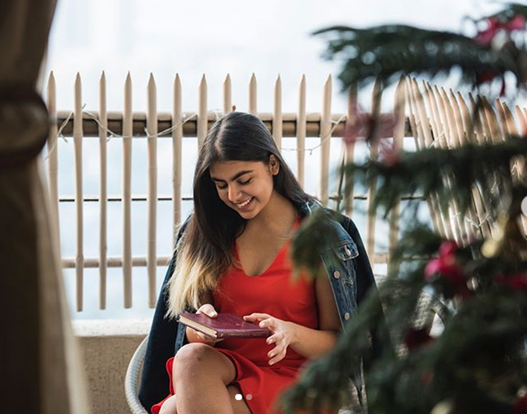 ইদা চান যা ভাল লাগে তাই করতে, অর্থাৎ ছবি বানাতেও চান, ছবিতে অভিনয় করতেও চান।