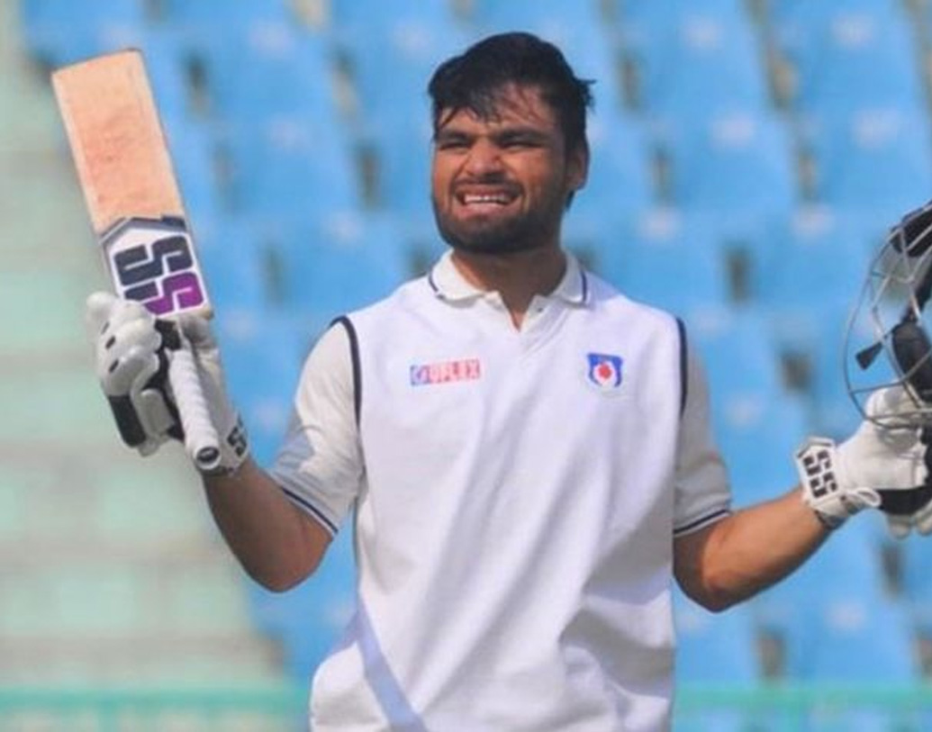 ২০১৮ সালে আইপিএলে ২০ লক্ষের এই বাঁ হাতি ব্যাটসম্যান নিলামের দুনিয়ায় হয়ে যান ৮০ লাখের ক্রিকেটার। তাঁকে কিনে নেয় কলকাতা নাইট রাইডার্স।