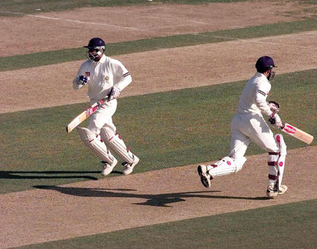 কিন্তু জাতীয় দলের হয়ে একটি বিশেষ ইনিংস তাঁকে অমর করে রেখেছে। সেই বিশেষ ইনিংস কোনটা?