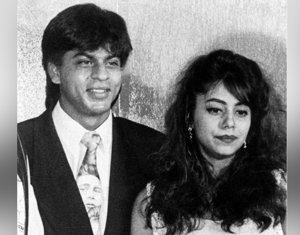 শাহরুখ খানের বয়স তখন ১৮, গৌরীর ১৪। দিল্লির পঞ্চশিলা ক্লাবে দেখা হয়েছিল তাঁদের।