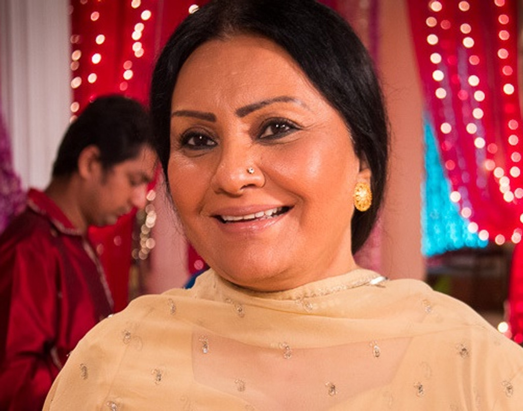 বর্তমানে ‘জারা’, ‘ভাবি’ ইত্যাদি বিভিন্ন সিরিজের অভিনয় করতে দেখা গিয়েছে তাঁকে।