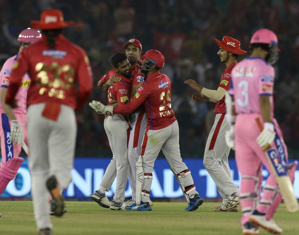 ১৬ এপ্রিল ২০১৯।  কিংস ইলেভেন পঞ্জাবের বিরুদ্ধে শূন্য করেন টার্নার। এই ম্যাচ দিয়েই আইপিএল-এ অভিষেক ঘটেছিল অ্যাশটন টার্নারের। মুরুগান অশ্বিনের শিকার হন টার্নার। মুরুগান অশ্বিনের বলে মিলারের হাতে ক্যাচ দিয়ে ফেরেন টার্নার।