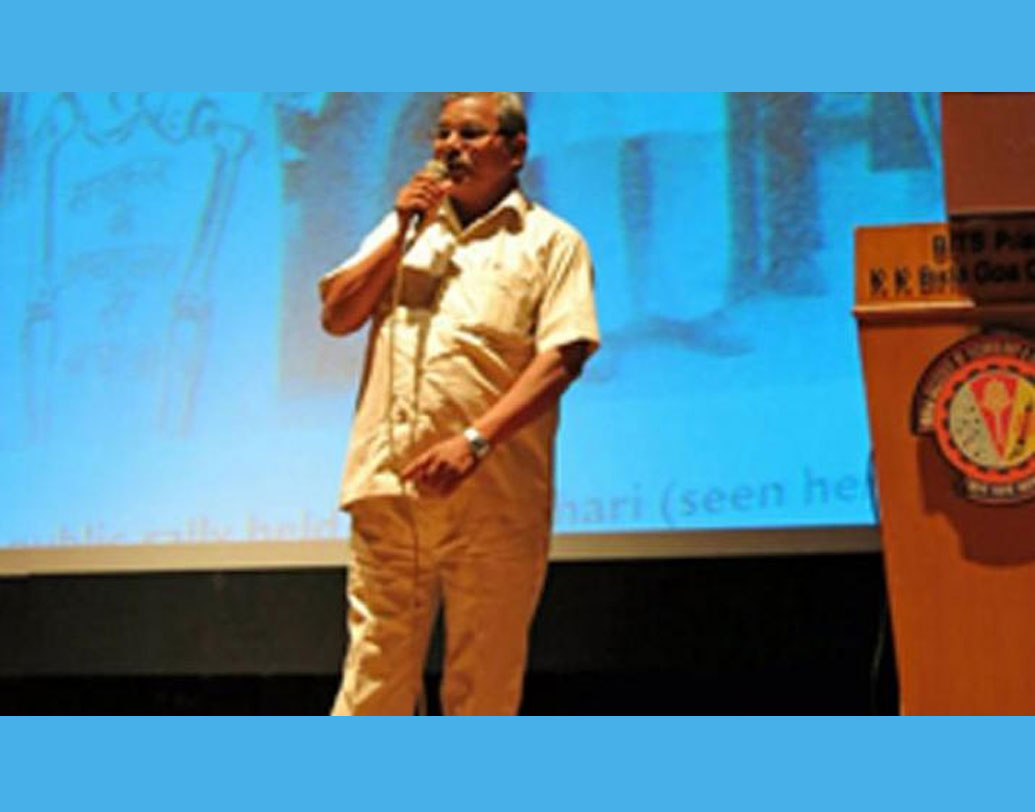 দিব্যি বেঁচেবর্তে রয়েছেন। তবে সরকারি ভাবে ‘মৃত’। খানিকটা এমনই হয়েছিল উত্তরপ্রদেশের লালবিহারীর সঙ্গে। ঋণের আবেদন করার সময় বিষয়টা নজরে আসে। ১৯৭৬ সাল থেকে রাজস্ব বিভাগের রেকর্ডে তাঁর স্টেটাস ছিল ‘মৃত’। দীর্ঘ ১৯ বছরের আইনি লড়াইয়ের পর সরকারি ভাবে ফের ‘বেঁচে’ ওঠেন লালবিহারী। মামলা জিতে প্রমাণ করেন, তিনি জীবিত।