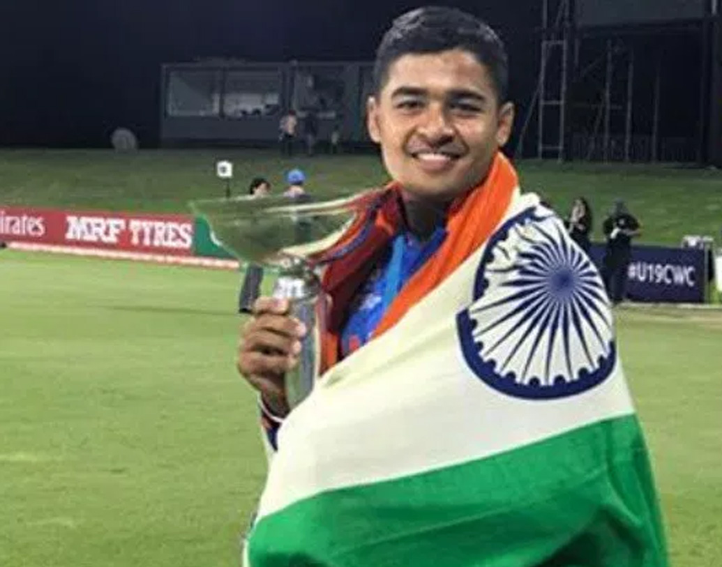 ২০১৯ সালের আইপিএলে তাঁর বেস প্রাইজ ছিল ১০ লক্ষ। চেন্নাই সুপারকিংসের বিরুদ্ধে ডেবিউ হয় রিয়ানের। প্রয়াস রায় বর্মন ও আফগানিস্তানের মুজিবুর রহমানের পর আইপিএলে অভিষেক হওয়া তৃতীয় কনিষ্ঠ ক্রিকেটার রিয়ান।