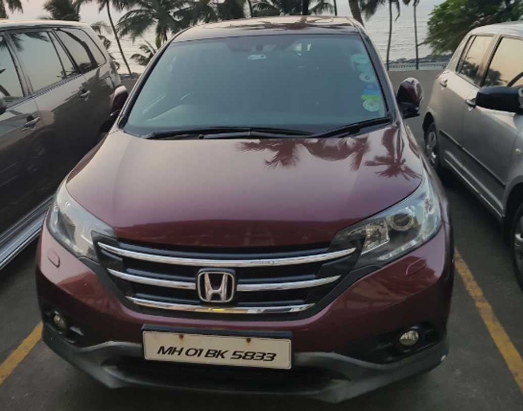 রোলস রয়েস, বিএমডব্লিউ, পোর্শে ছাড়াও নিলামের তালিকায় ছিল হন্ডা ব্রিয়ো, টয়োটা ফর্চুনা-র মতো বিলাসবহুল গাড়ি।