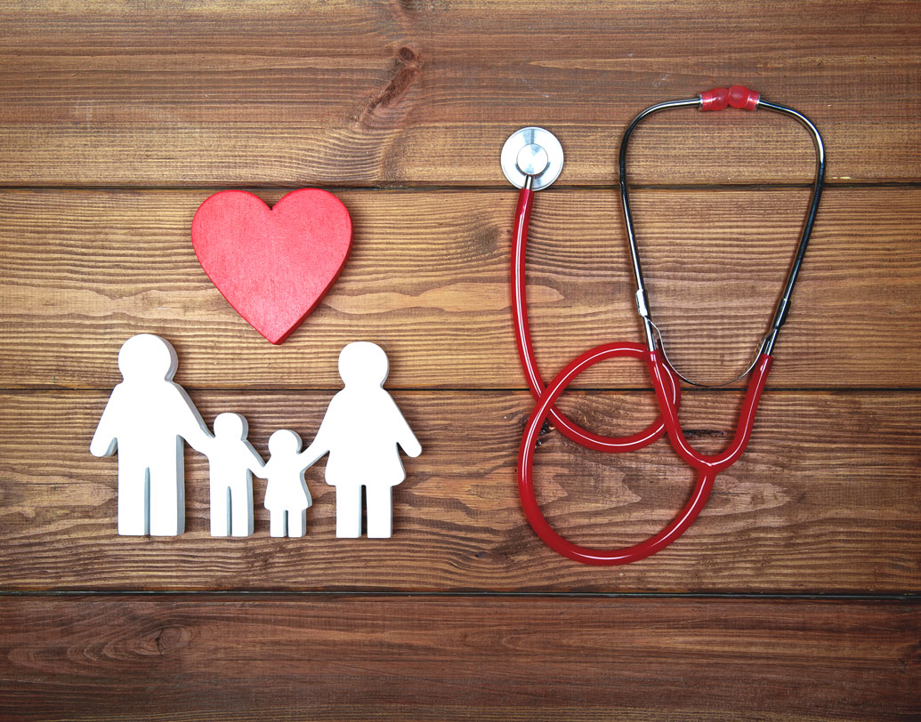 ক্যানসার ও হৃদরোগে আক্রান্ত হওয়ার সংখ্যা অনেকটা বেড়ে গিয়েছে। তাই এই দুই অসুখের জন্য আলাদা করেও স্বাস্থ্যবিমা করানো যায়। খোঁজখবর করে রাখতে পারেন তা-ও।