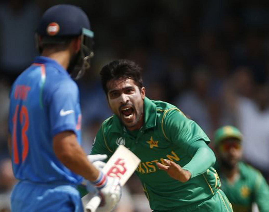 মহম্মদ আমির: পাকিস্তানের বাঁহাতি বোলারটি খেলে ফেলেছেন পঞ্চাশটি একদিনের ম্যাচ। তাঁকে এক সময় পাকিস্তানের অন্যতম সেরা পেসার বলা হত। শুধু বল নয়, ব্যাট হাতেও প্রয়োজনে রান করার ক্ষমতা আছে।