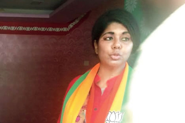 Lok Sabha Election 2019: Bharati Ghosh meets family member of BJP leader Anisur Rehman