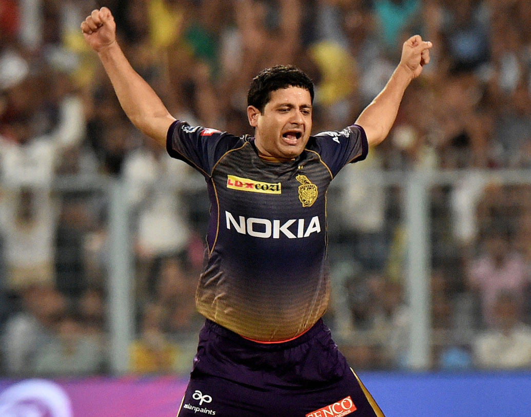 পীযূষ চাওলা: জাতীয় দলে তিনি আর সুযোগ পান না। আইপিএলই একমাত্র ভরসা। ১৫৫টি আইপিএল ম্যাচে ১৪৯ উইকেট দখল করা পীযূষ এ বারও ১১ ম্যাচে নয় উইকেট দখল করেছেন।