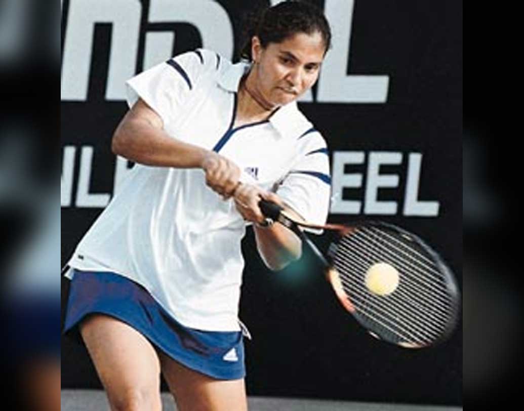 ২০০০ সালে সিডনি অলিম্পিকে সঞ্জীব মলহোত্রর সঙ্গে অংশ নিয়েছিলেন তিনি।