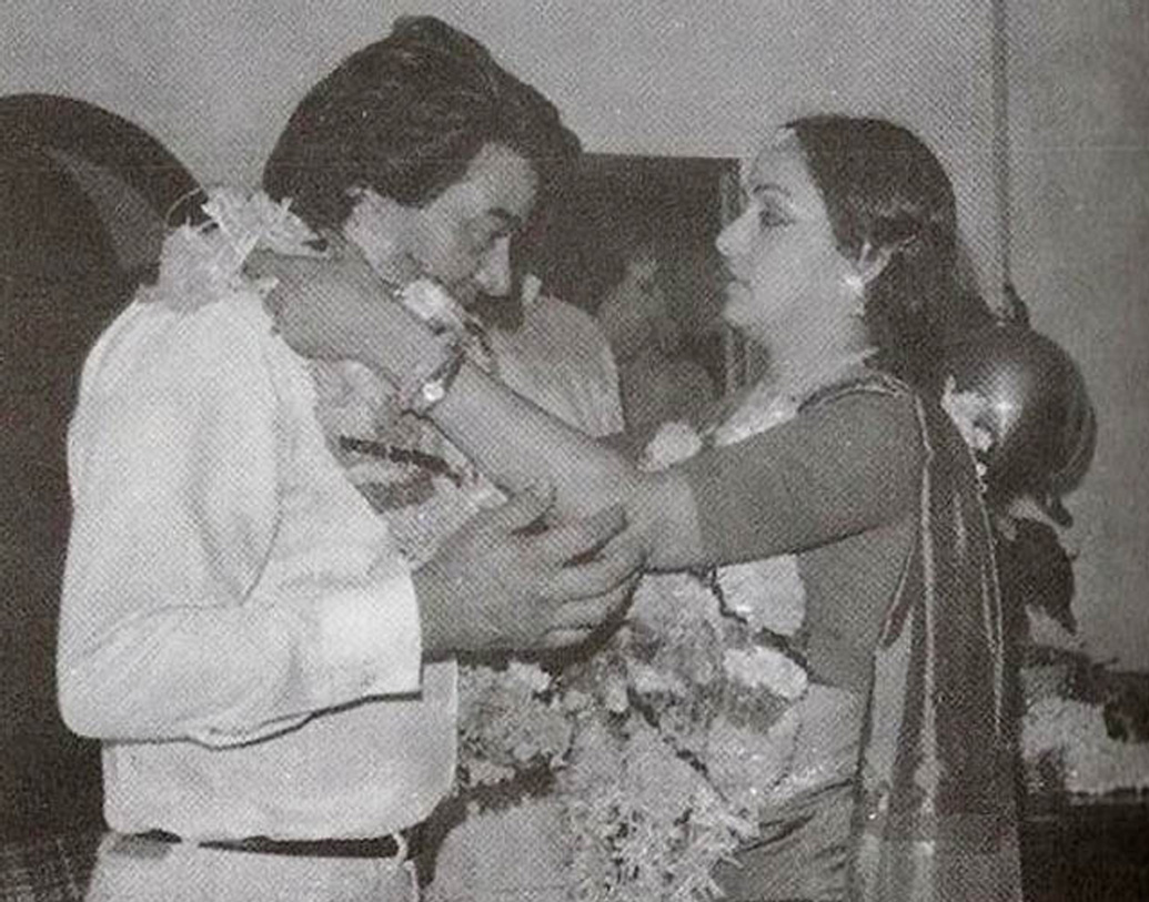 ১৯৭৯ সালের ২১ অগস্ট সামাজিক মতে বিয়ে করেন দু’জনে। দক্ষিণ ভারতীয় আইয়াঙ্গার মতে বিয়ে করেন তাঁরা।