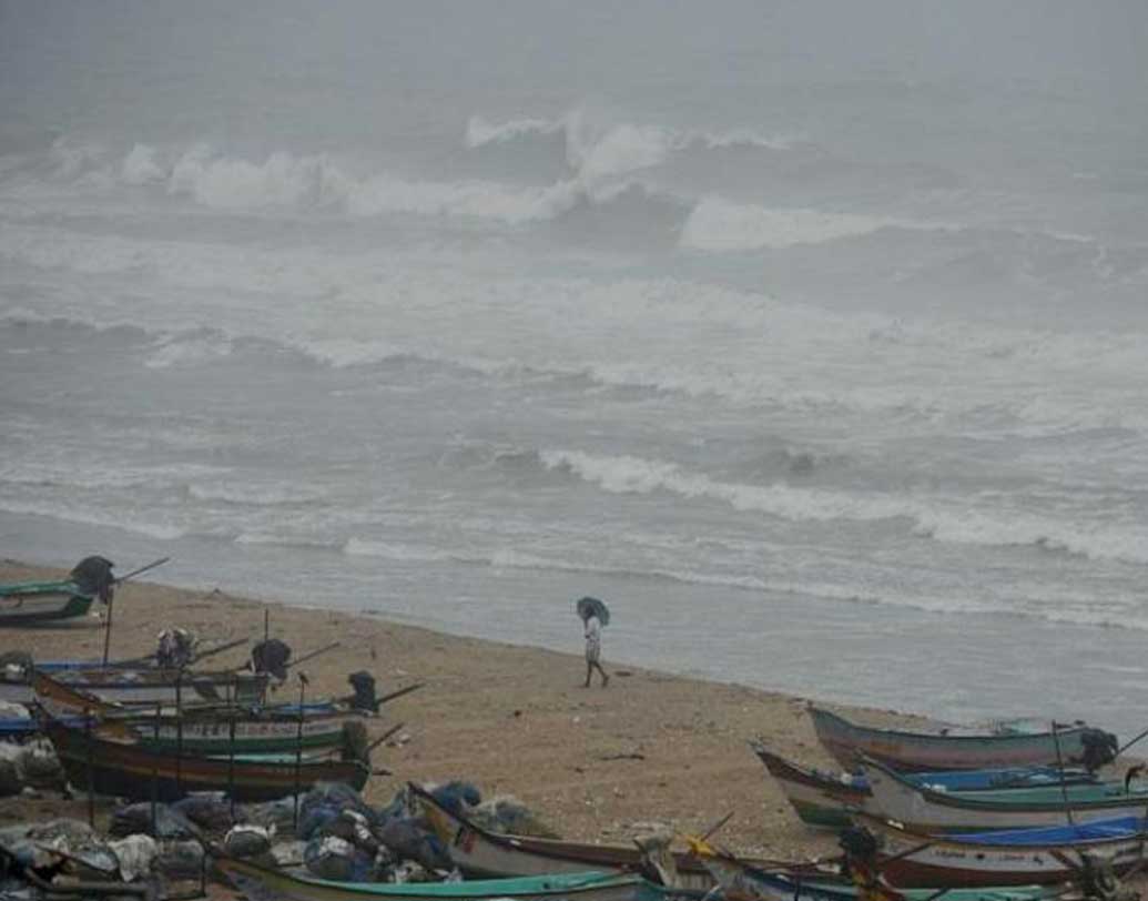 মৌসম ভবন সূত্রে খবর, ৩০ এপ্রিল পর্যন্ত উত্তর-পশ্চিম অভিমুখেই এগোবে এই ঘূর্ণিঝড়। ১ মে উত্তর-পূর্ব অভিমুখে গতিপথ বদলাতে পারে।