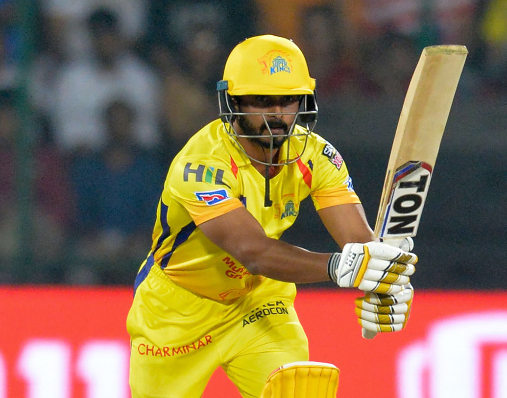 কেদার যাদব: পাঁচে নামার কথা কেদার যাদবের। দলের প্রয়োজনে হাল ধরেছেন আগেও। মিডল অর্ডারের ভরসা তিনি।