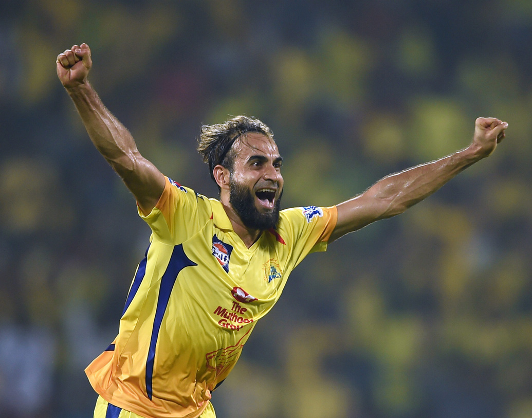 ইমরান তাহির: ১১ নম্বরে নামার কথা ইমরান তাহিরের। বিপক্ষের ব্যাটিং লাইন আপে ধস নামানোর জন্য তাঁর স্পিন যথেষ্ট। ধোনির গুডবুকেও রয়েছেন এই দক্ষিণ আফ্রিকান স্পিনার।