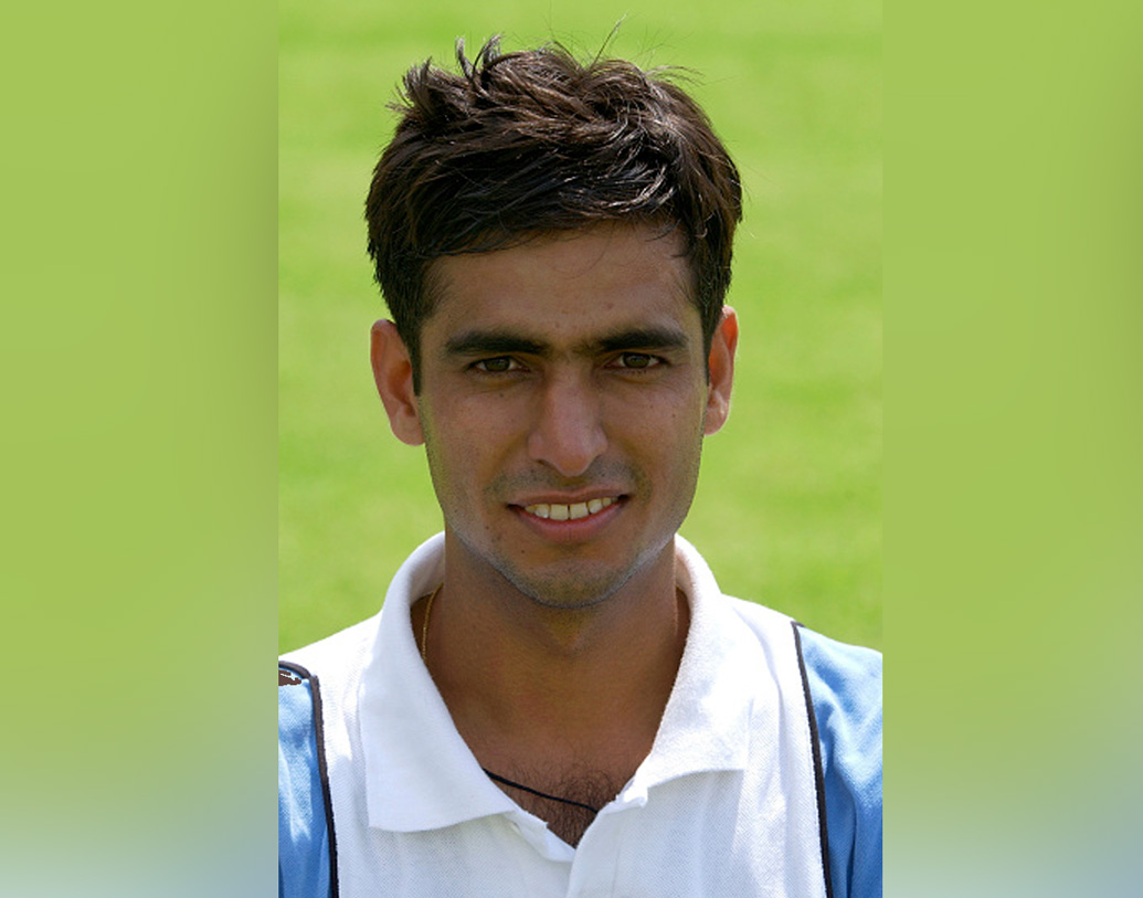 ২০০২ সালে অ্যান্টিগায় ওয়েস্ট ইন্ডিজের বিরুদ্ধে টেস্টে ১১৫ রানের ইনিংস খেলে রেকর্ড করেন তিনি। সব থেকে কম বয়সী ভারতীয় উইকেটরক্ষক হিসেবে ১১৫ রানের ওই রেকর্ড করেন রাত্রা।