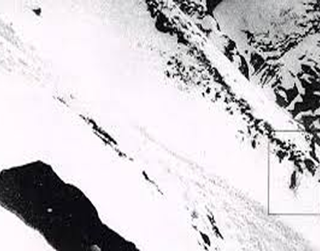 ১৯৮৬ সালের মার্চে হিমালয়ের অভিযাত্রী অ্যান্টনি উলড্রিজ, প্রায় ৫০০ ফুট দূরত্ব থেকে ইয়েতি দেখেছেন বলে দাবি করেছেন। বরফের উপর অদ্ভুত ছাপের কথাও বলেন তিনি। দুটি ছবিও তোলেন। (প্রতীকী ছবি)