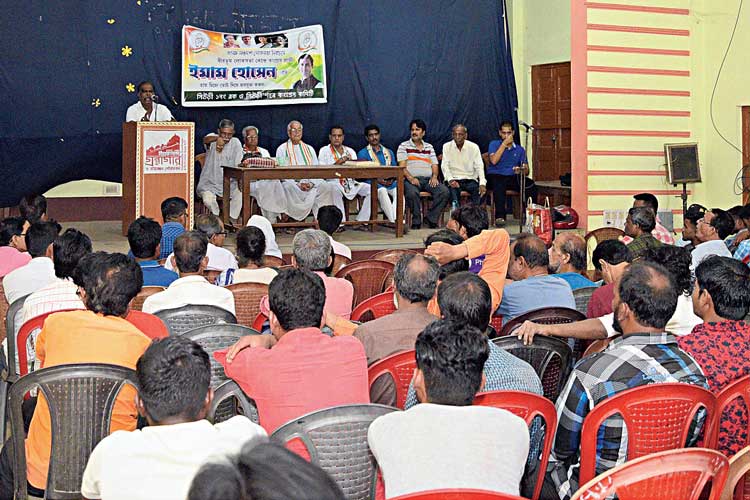 Lok Sabha Election 2019: Congress candidate of Birbhum did not attain the party meeting