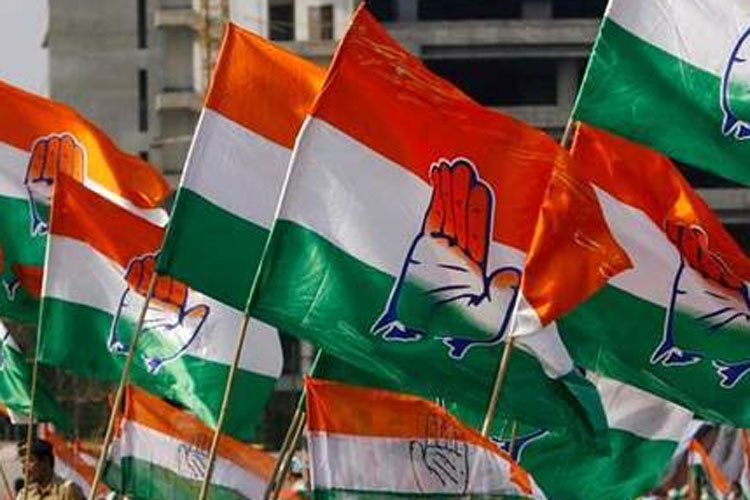Lok Sabha Election 2019: Congress appealed to the EC with the verdict of Gujarat High Court 