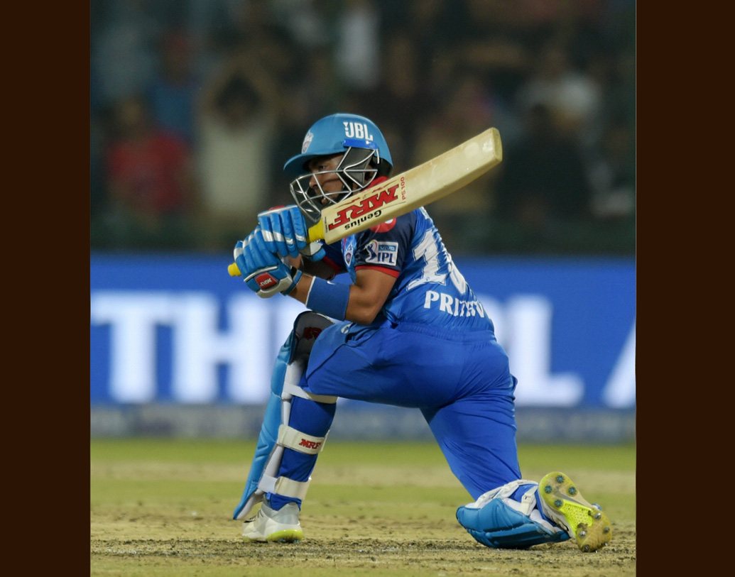 পৃথ্বী শ: তরুণ ভারতীয় ওপেনারটি শেষ মুহূর্তে বিশ্বকাপের চূড়ান্ত তালিকায় ঢুকে পড়তে পারেন। তার জন্য আইপিএলে ভাল কিছু করতে হবে। কেকেআরের বিরুদ্ধে চমৎকার পারফরম্যান্স ছিল তাঁর। ৯৯ রান করেছিলেন তিনি।