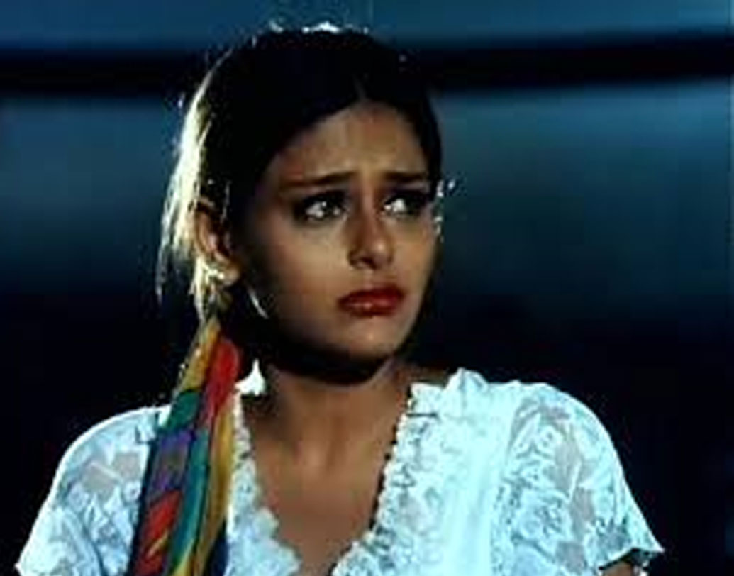 “অভিনয় করতে গেলে মেধার প্রয়োজন হয়, গ্ল্যামার খুব বেশি দিনের নয়, প্রত্যেকেরই অন্য রকম ভাবনা থাকা উচিত। আমি এটা ভেবেই কঠোর পরিশ্রম করেছি, প্রতিটা মুহূর্তে নিজেকে প্রমাণের চেষ্টা করছি,” একটি সাক্ষাৎকারে সম্প্রতি জানিয়েছেন ময়ূরী।