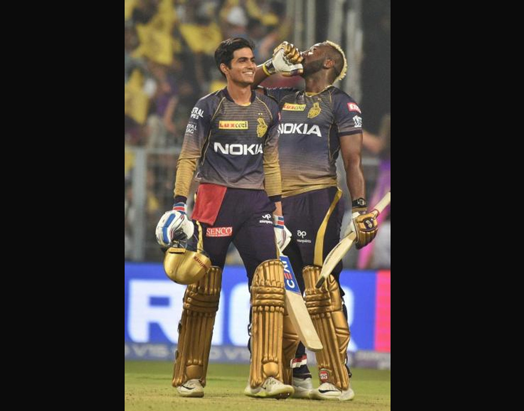 ছয় নম্বরে নামার কথা শুভমন গিলের।আইপিএলের প্রথম ম্যাচে পর পর দু’টি ছয় মেরে দলকে জয়ের পথ দেখিয়েছেন তিনি। চাপের মুখে দলতে জেতানোর ক্ষমতাও রাখেন।