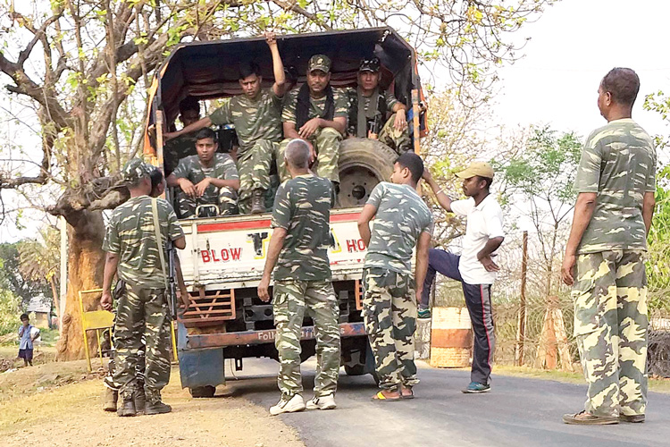 Lok Sabha Election 2019: Central forces are removed from Purulia and Bankura