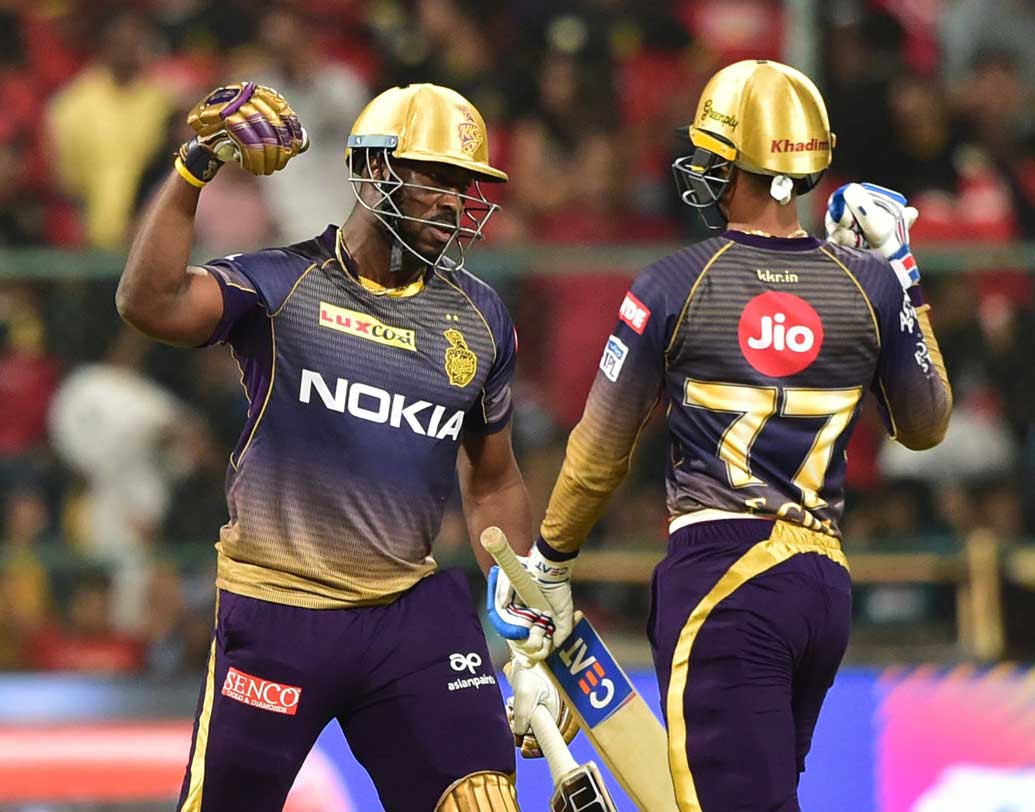 ১৮.৫। সাউদির ফের শর্ট বল। ফাইন লেগ দিয়ে সীমানা পেরলো। এটাই রাসেলের ইনিংসের একমাত্র বাউন্ডারি।