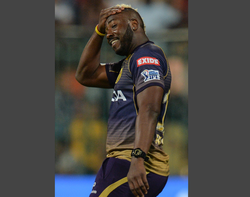 পাঁচ বছর আন্তর্জাতিক ক্রিকেট খেলছেন এই তারকা। প্রথম তিনি নজরে আসেন ২০১৫ সালে ওয়েস্ট ইন্ডিজের হয়ে দক্ষিণ আফ্রিকাকে ম্যাচ জিতিয়ে। সে ম্যাচে ৪০ বলে ৬৪ করেছিলেন রাসেল।