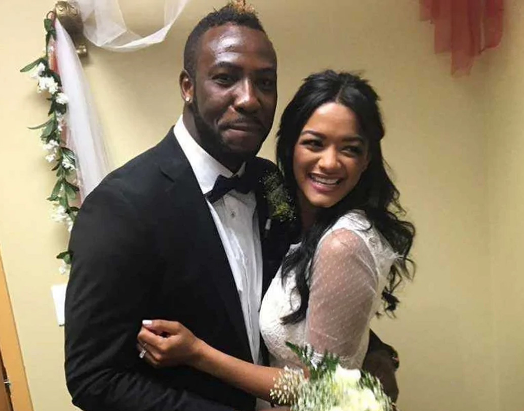 সোশ্যাল মিডিয়ায় লরার পোস্ট করা ছবি দেখে অনেকেই বলেন, তিনিই নাকি ক্রিকেটারদের স্ত্রীদের মধ্যে সবচেয়ে ‘হট’।