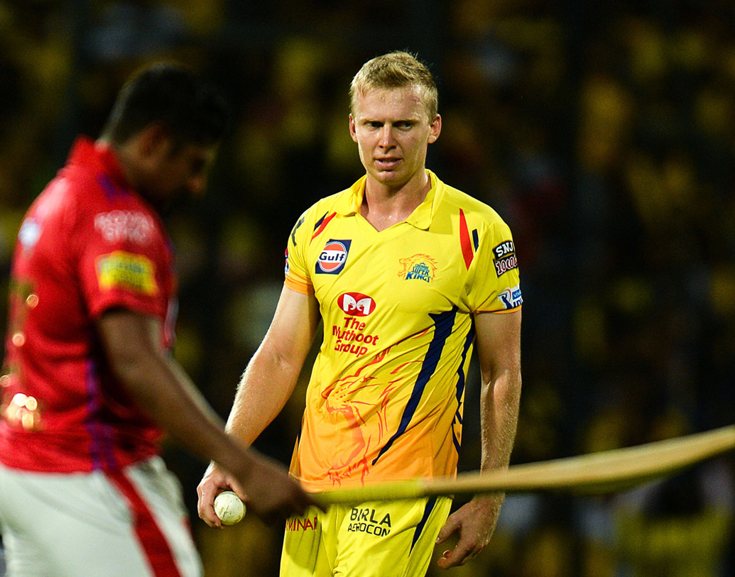 নয় নম্বরে নামার কথা স্কট কুখেলাইনের। চার বছর আগে ধর্ষণে অভিযুক্ত হন নিউজ়িল্যান্ডের ক্রিকেটার। #মিটু আন্দোলনে তাঁর নামও ওঠে। পরবর্তীতে যদিও অভিযোগের হাত থেকে মুক্তি পেয়েছেন কিউই তারকা।