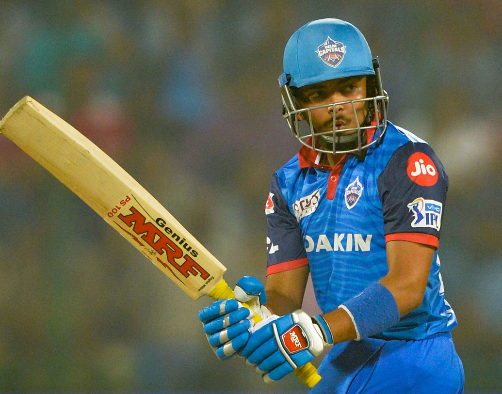 ২০১৭ সালে প্রথম শ্রেণির ক্রিকেটে অভিষেক। রঞ্জি সেমিফাইনালে বিপক্ষে ছিল তামিলনাড়ু। ম্যাচের চতুর্থ ইনিংসে শতরান করেন তিনি। জেতান মুম্বইকে।