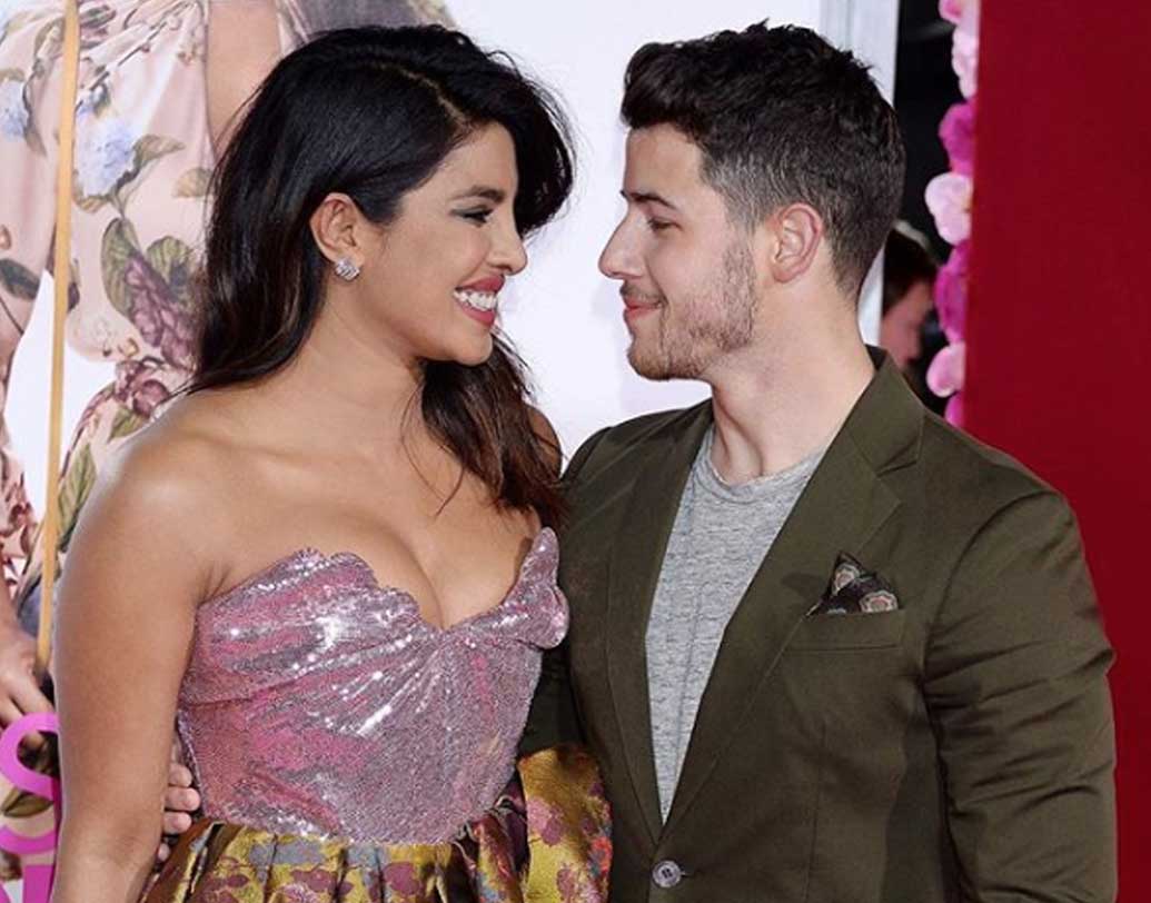 শুধু প্রিয়ঙ্কা নন। সন্তানের পরিকল্পনা কবে করছেন, নিককেও এ প্রশ্ন করা হয়েছিল। তিনি জানিয়েছেন, সন্তান হওয়া তাঁর কাছে স্বপ্নপূরণের সামিল।