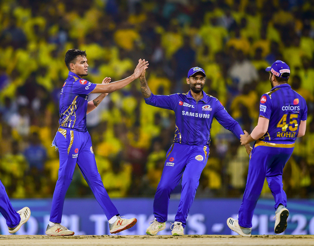 অনূর্ধ্ব ১৬-তে ২০১৩-২০১৪ সালে বিজয় মার্চেন্ট ট্রফিতে তিনবার পাঁচ বা তাঁর একাধিক উইকেট পেয়েছেন রাহুল। ভারতের অনূর্ধ্ব ১৯ দলেও মেলে সুযোগ।