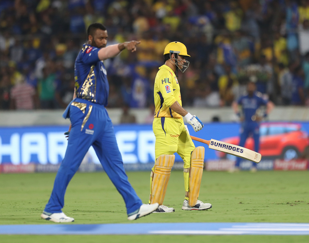 চতুর্থ বার আইপিএল জেতার স্বপ্নপূরণ হল মুম্বই ইন্ডিয়ান্সের। সচিন তেণ্ডুলকরও বললেন,  ‘‘ধোনির রান-আউট। আমার মতে সেটাই ম্যাচের ভাগ্য নির্ধারণ করে দিয়েছে।’’