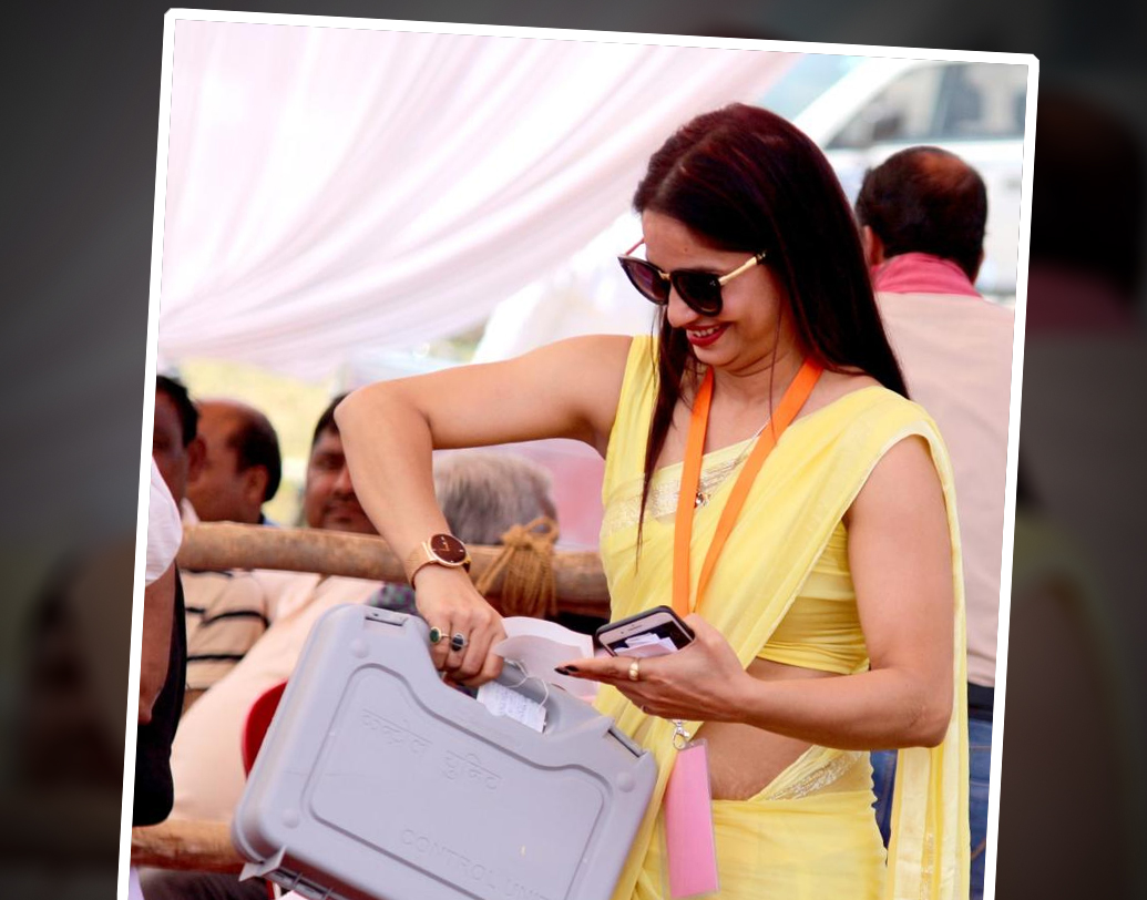 সোশ্যাল মিডিয়ায় গুজব ছড়িয়েছে, যে বুথে রিনার দায়িত্ব পড়েছিল সেখানে প্রায় ১০০ শতাংশ ভোট হয়েছে। যখন এই খবর ছড়িয়ে পড়েছে, রিনা সহাস্যে জানান, আমার কারণে এত ভোট পড়েছে কি না জানি না, তবে ভোটারদের উপস্থিতি ভালই ছিল। ৭০ শতাংশ ভোট পড়েছে ওই কেন্দ্রে।