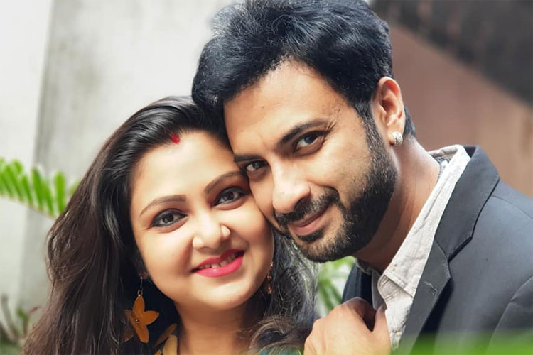 Samrat Mukherji shares first photo of his twin boy dgtl