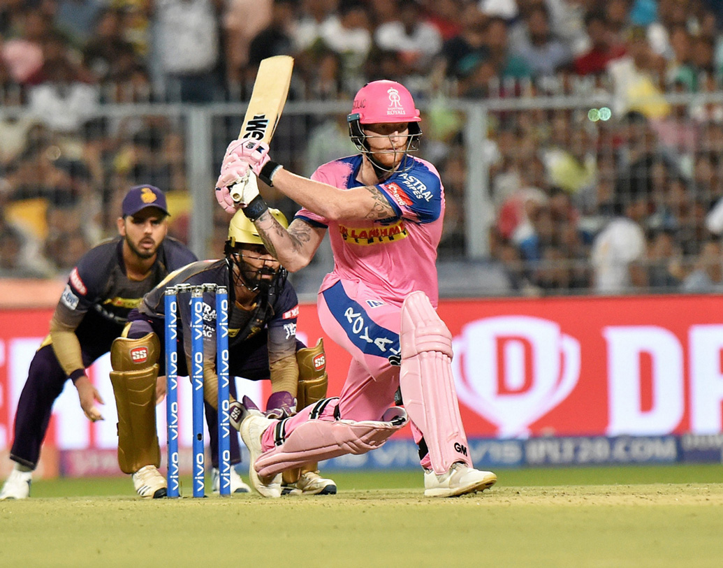 বেন স্টোকস: রাজস্থানের এই অলরাউন্ডারের জন্য চলতি আইপিএল মোটেও সুখকর ছিল না। ৯টি ম্যাচে ১২৩ রান করেছেন, ৬টি উইকেট পেয়েছেন। ইকনমি রেট ছিল ১১.২২।