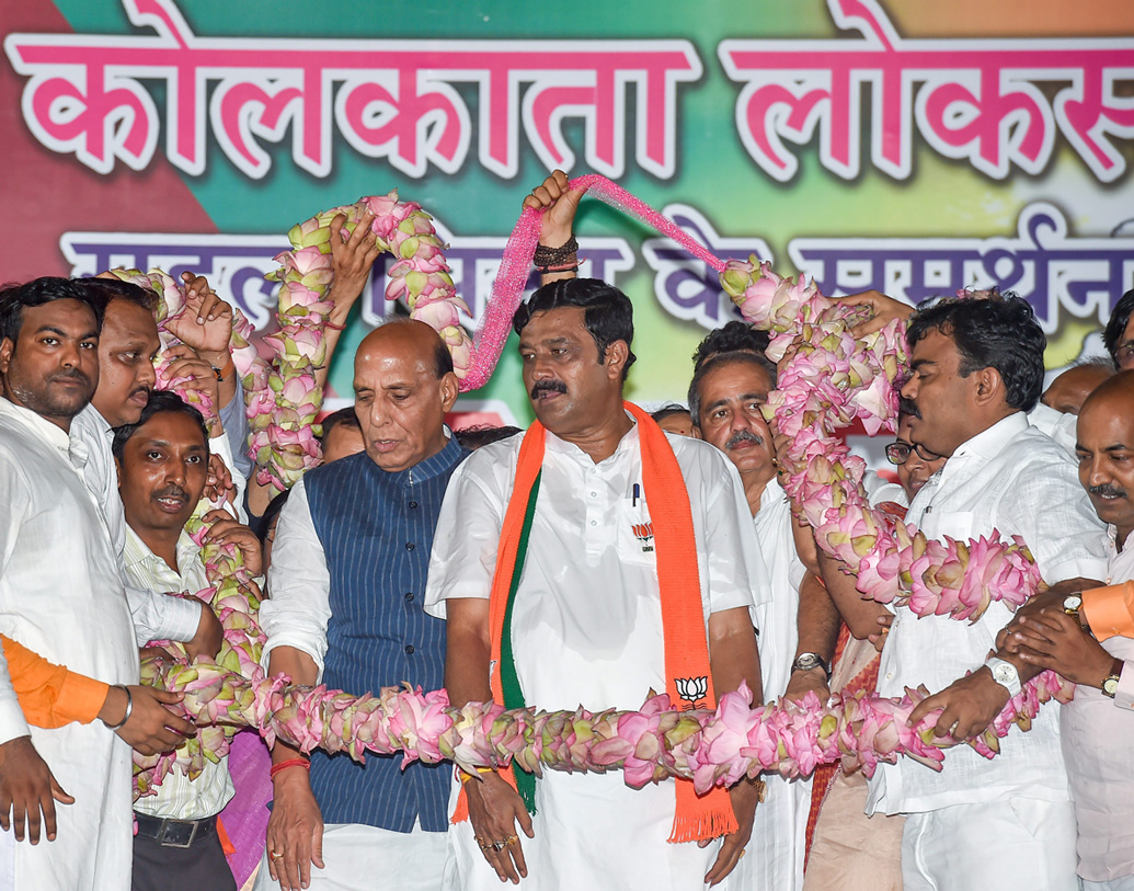 ২০১৪ সালের লোকসভা নির্বাচনে জিতেছিলেন তৃণমূলের সুদীপ বন্দ্যোপাধ্যায়। এ বার ফের তারই বিরুদ্ধে উত্তর কলকাতার বিজেপি প্রার্থী রাহুল সিংহ।