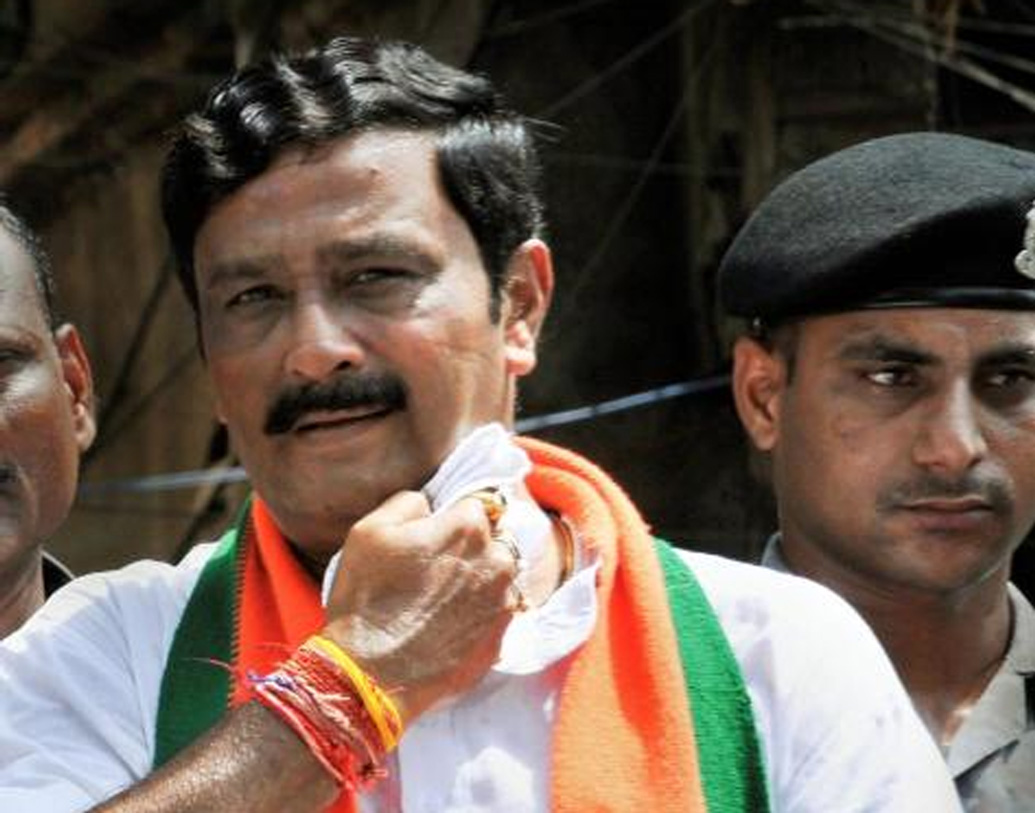 বর্তমানে বিজেপির জাতীয় সম্পাদক রাহুলের কাছে এবং তাঁর স্ত্রীর কাছে নগদ টাকার পরিমাণ ৮৫ হাজার ৯৮৮ টাকা এবং ৪৪ হাজার ৩৫৩ টাকা।