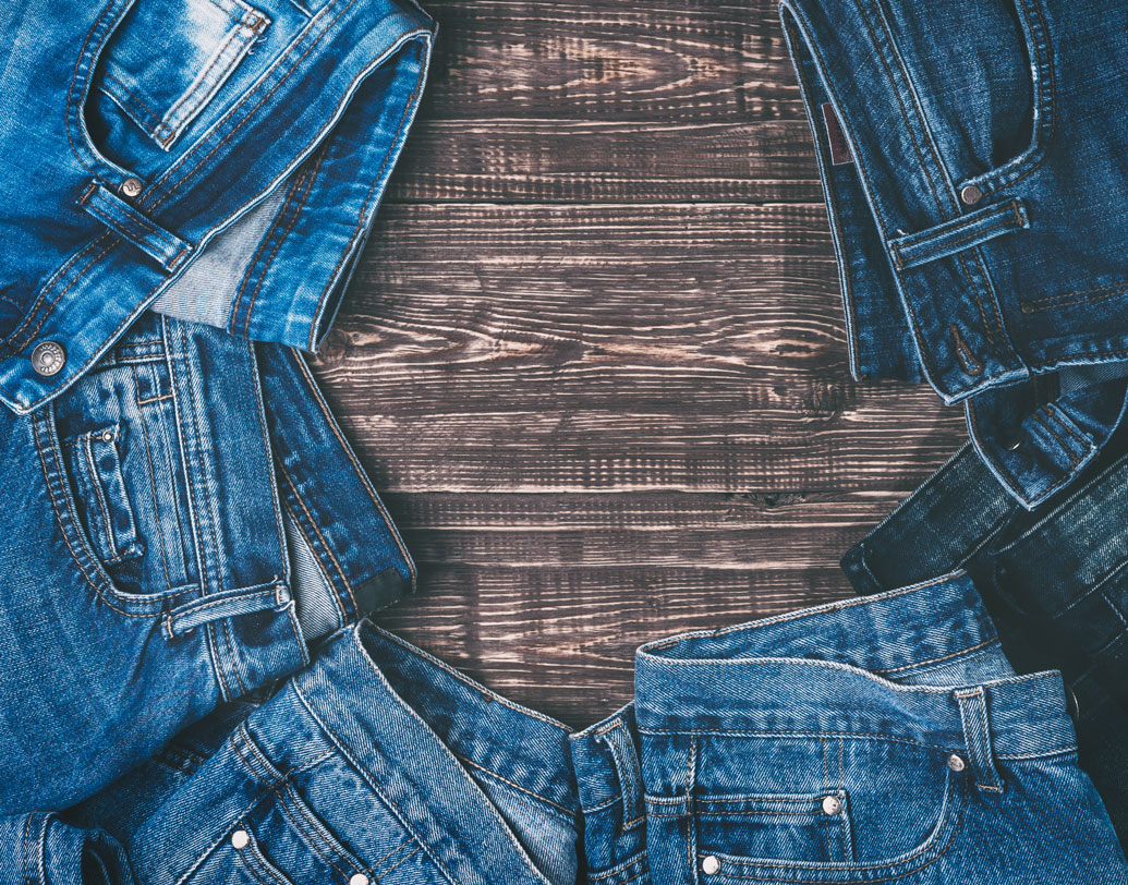 ১৯৯৫ সালে ভারতে প্রথম জিন্স তৈরি করে অরবিন্দ মিল। ধীরে ধীরে বাজারে আসে লি, লিভাইস-এর মতো সংস্থাগুলি।