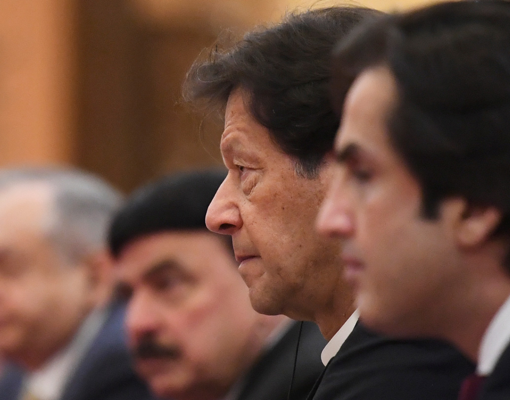 পররাষ্ট্র বিশেষজ্ঞদের মতে, রাষ্ট্রপুঞ্জের এই সিদ্ধান্ত নিশ্চিত ভাবেই ভারতের বিরাট কূটনৈতিক সাফল্য। চিনের সঙ্গে আলোচনার পরিবেশ তৈরি এবং চিন-পাকিস্তান সম্পর্ককে প্রভাবিত করার মতো জায়গায় চলে গেল নয়াদিল্লি, যা ভারতের কূটনৈতিক রেকর্ডে বেনজির।