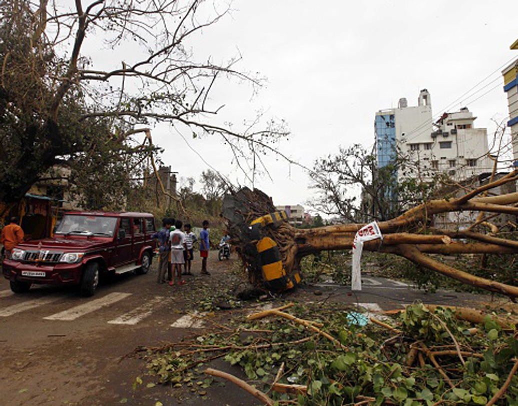 আরও সাতটি ঝড়ের পর বাংলাদেশ ফের চারটি ঝড়ের নাম দেবে। ভারতের তরফে ঘূর্ণিঝড়ের প্রস্তাবিত নাম হল অগ্নি, আকাশ, বিজলি, জল, লহর, মেঘ, সাগর।