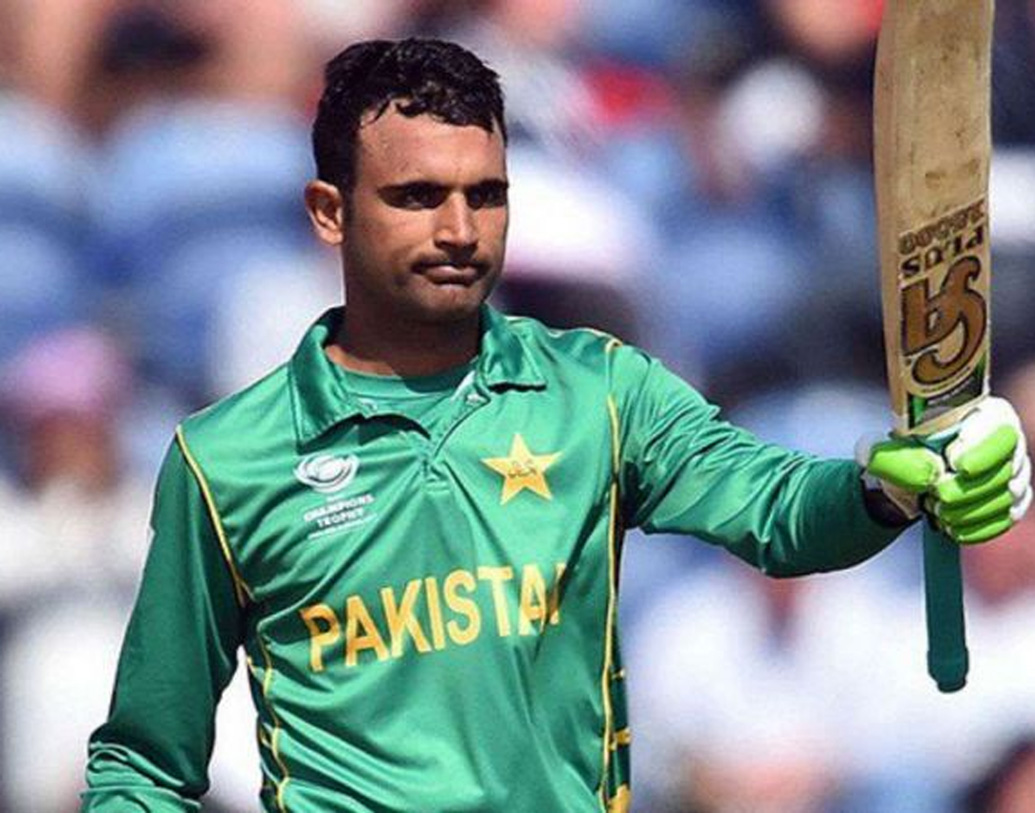 ফখর জমন: ২০১৭ সালে চ্যাম্পিয়ান্স ট্রফিতে তাঁর পারফরম্যান্স ভুলতে পারবে না ক্রিকেটপ্রেমীরা। পাকিস্তানের এই তারকা একা ম্যাচ জেতানোর ক্ষমতা রাখেন। পাকিস্তানের ‘এক্স ফ্যাক্টর’ অবশ্যই তিনি। ইংল্যান্ডের মাটিতে সম্প্রতি পারফরম্যান্স বেশ ভাল ছিল তাঁর।